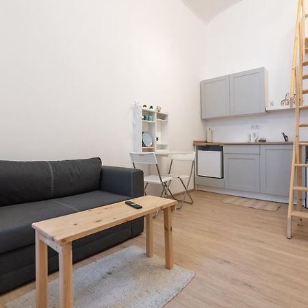 Appartamento Klein, Aber Fein In Zentraler Ruhelage Vienna Esterno foto