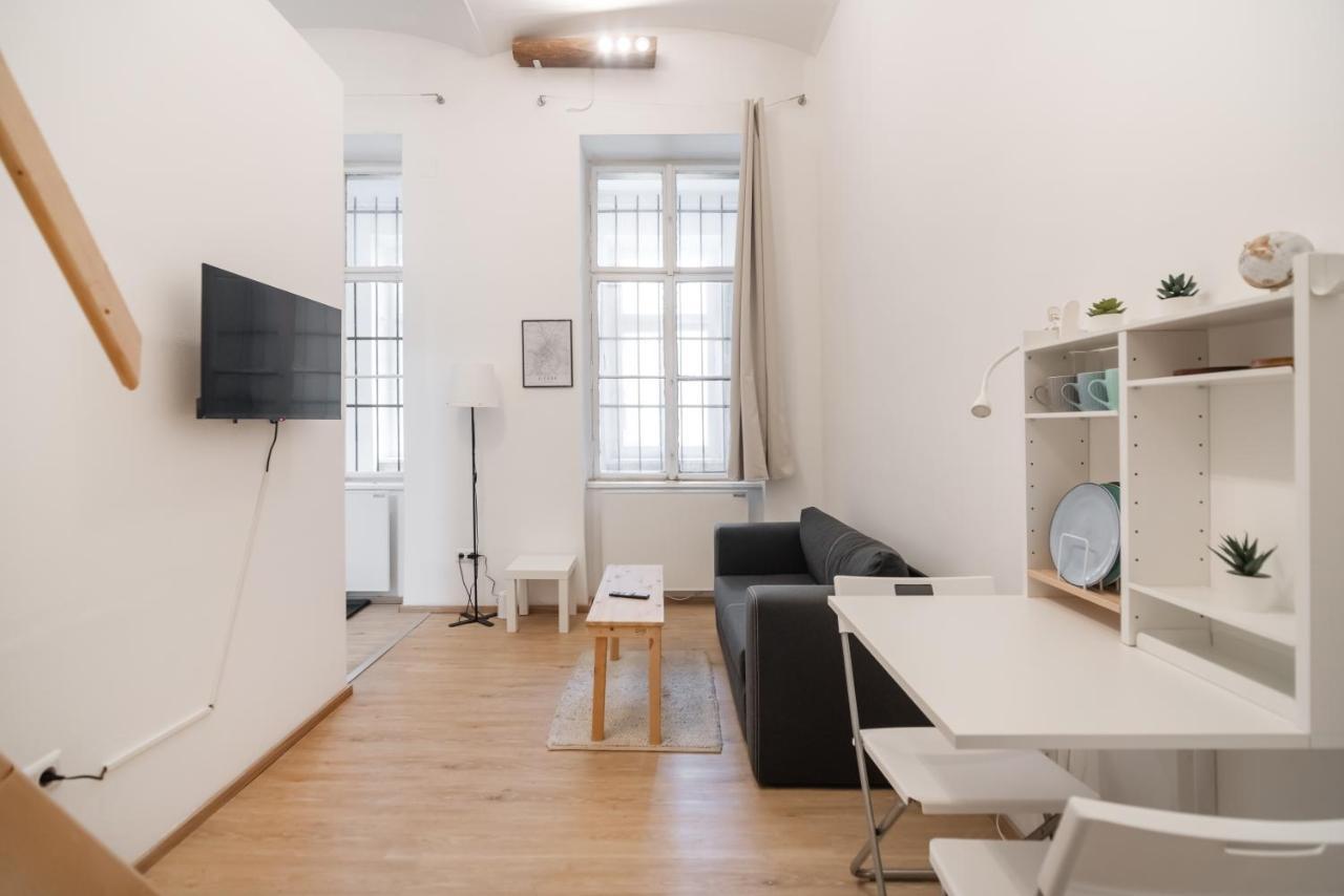 Appartamento Klein, Aber Fein In Zentraler Ruhelage Vienna Esterno foto