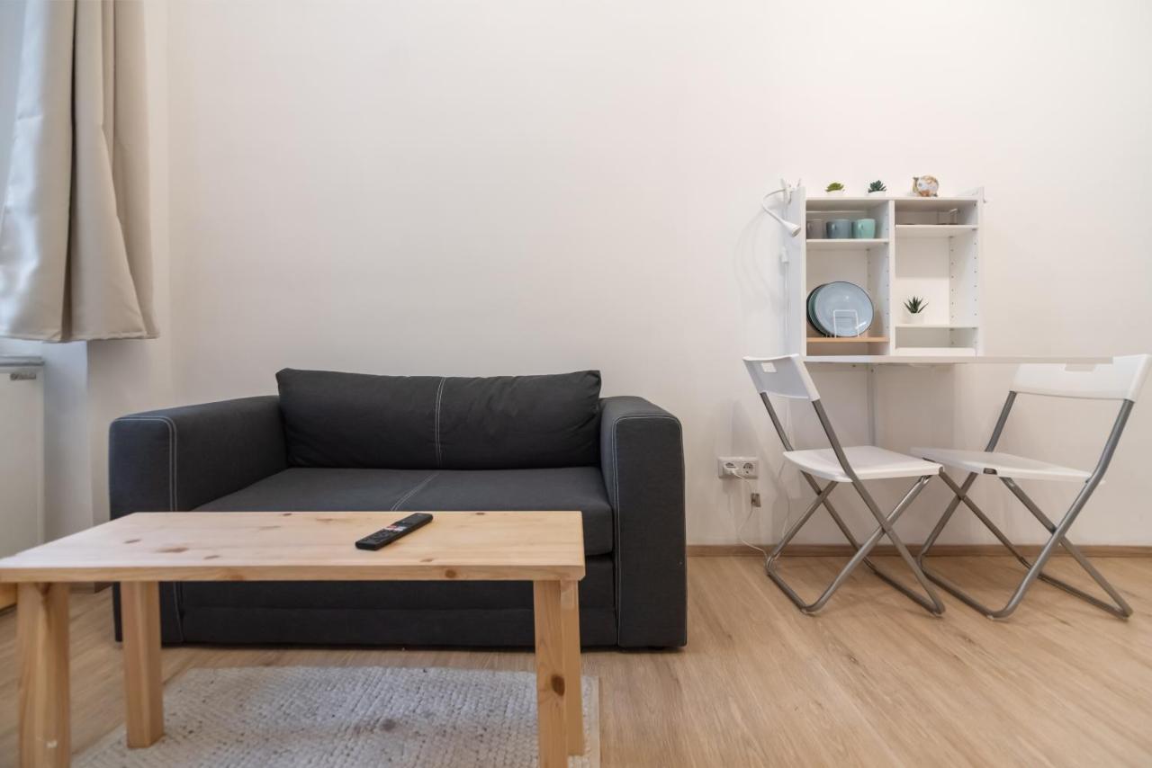 Appartamento Klein, Aber Fein In Zentraler Ruhelage Vienna Esterno foto